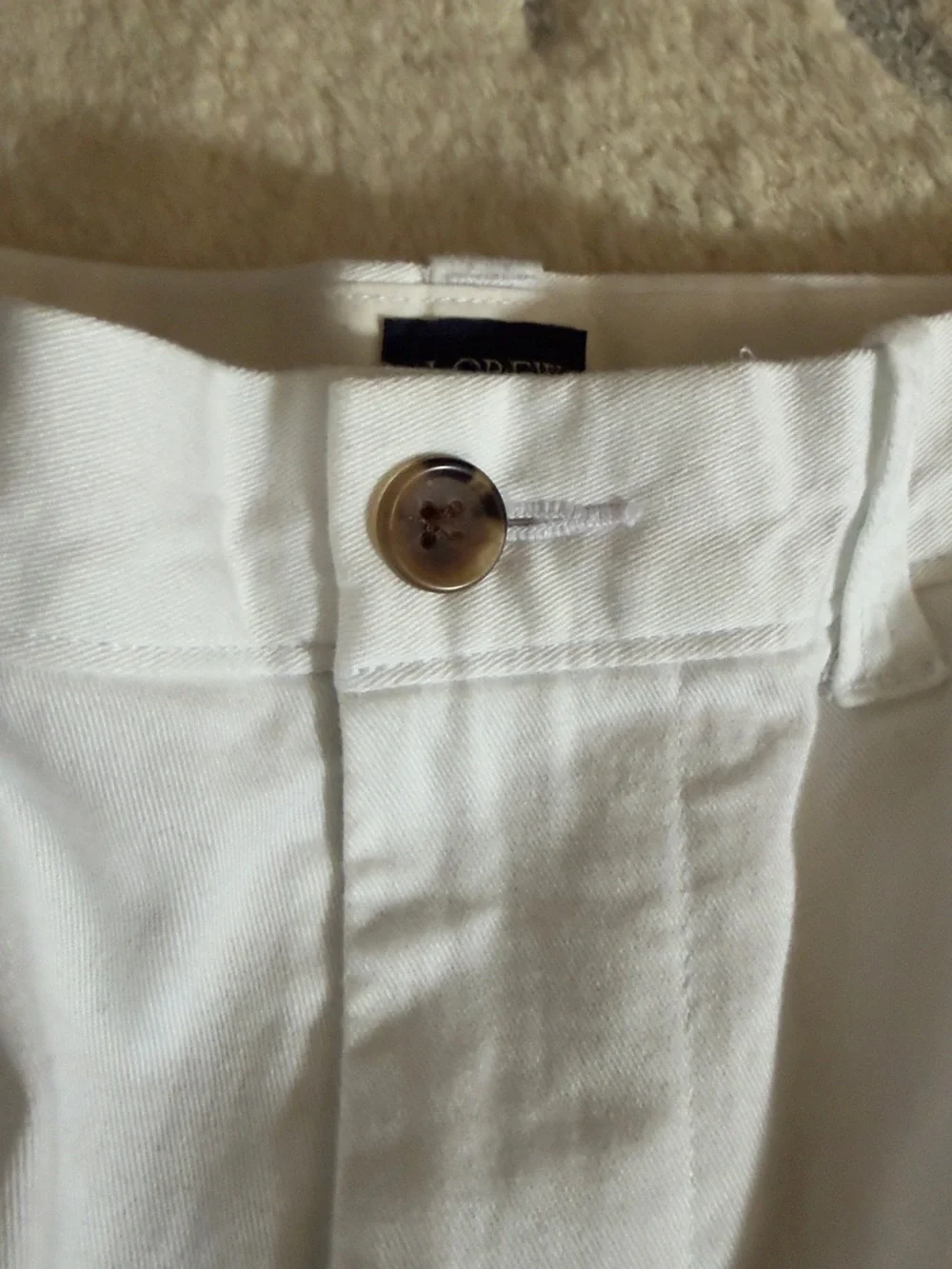 J. Crew Men’s White Flat-Front Cotton Chino Shorts size 30